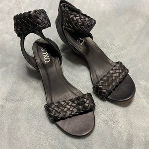 XOXO Womens Ankle Strap Wedge Size 8